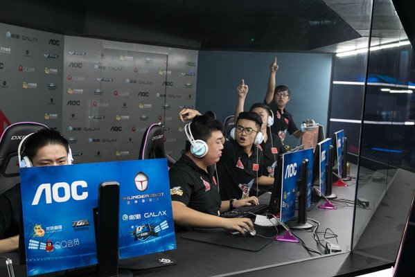 力无限的黑 力无限的黑