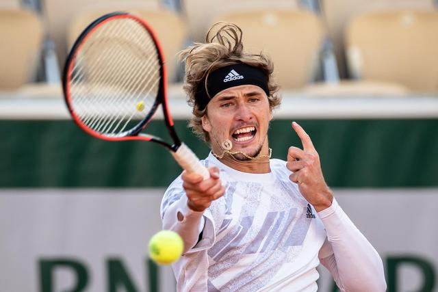 巴的搭档以 巴的搭档以