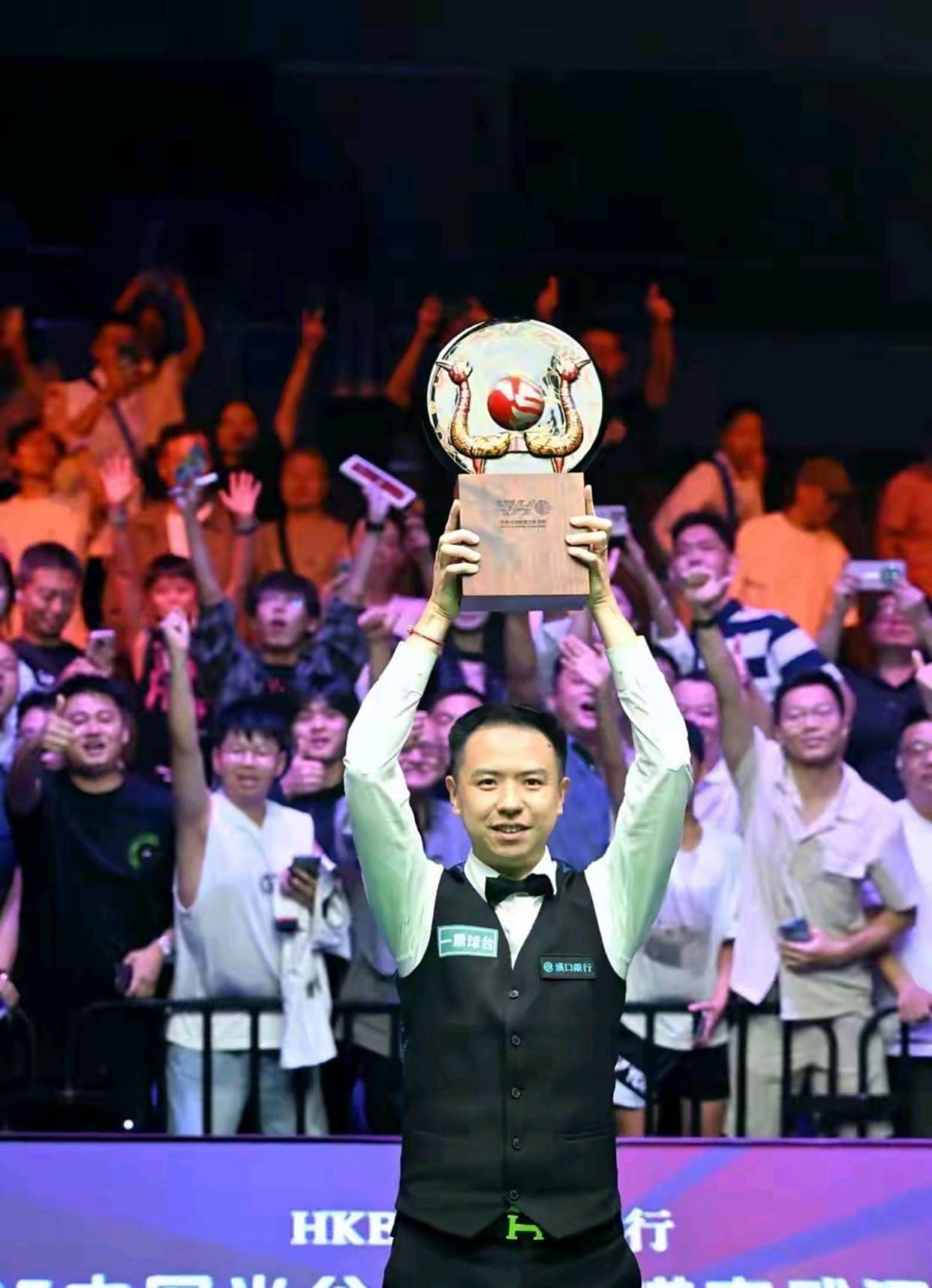 赛后采访中 赛后采访中