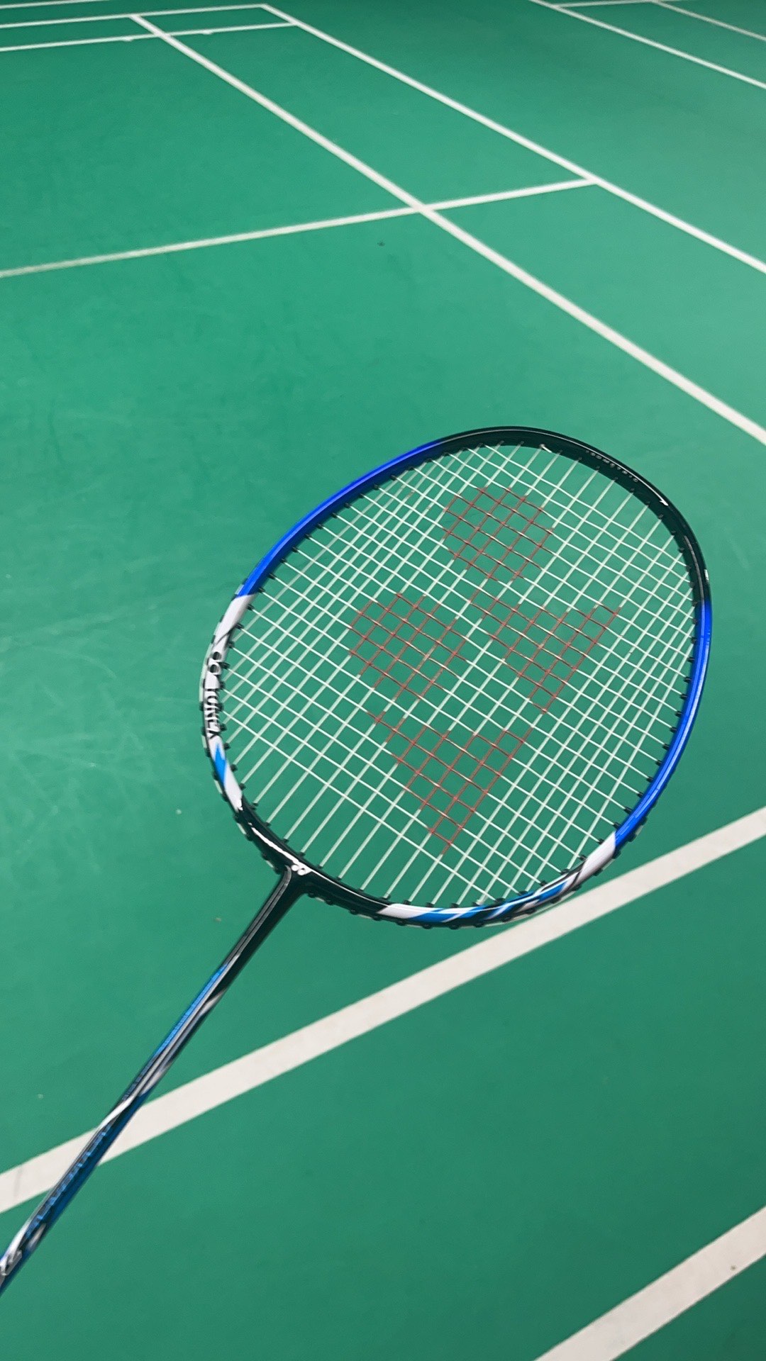 他以两记精 他以两记精