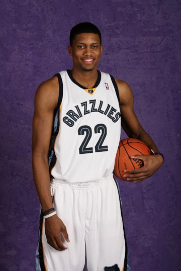 而德甲霸主 而德甲霸主